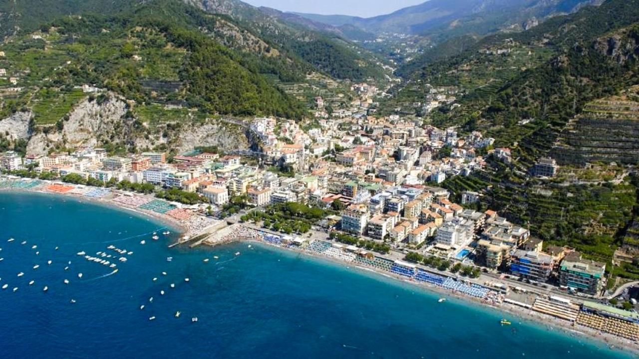 Sapore Di Mare Holidays Майори Екстериор снимка